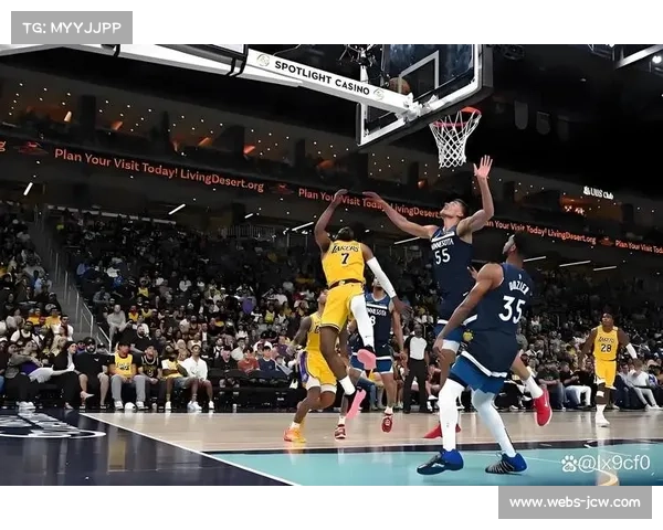 湖人詹姆斯因左脚关节炎缺阵马刺,东契奇空砍三双难救主